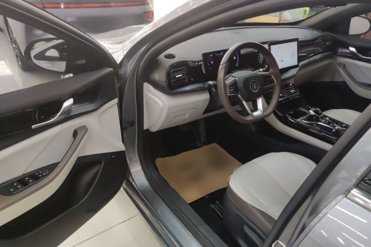 比亚迪 秦PLUS 2023款 冠军版 DM-i 55KM领先型中控内饰20