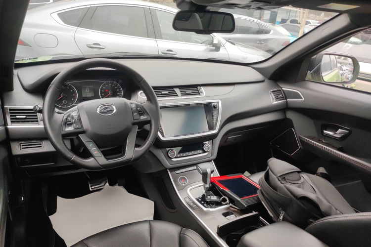 陆风X7 2016款 2.0T 全景尊贵版中控内饰7002