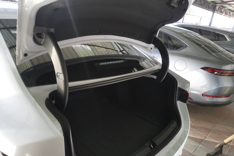 比亚迪 秦PLUS 2025款 DM-i 智驾版 55KM领先型机舱底盘23