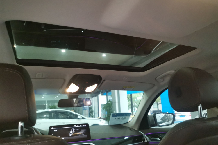 宝马5系 2022款 改款二 525Li 豪华套装局部细节22