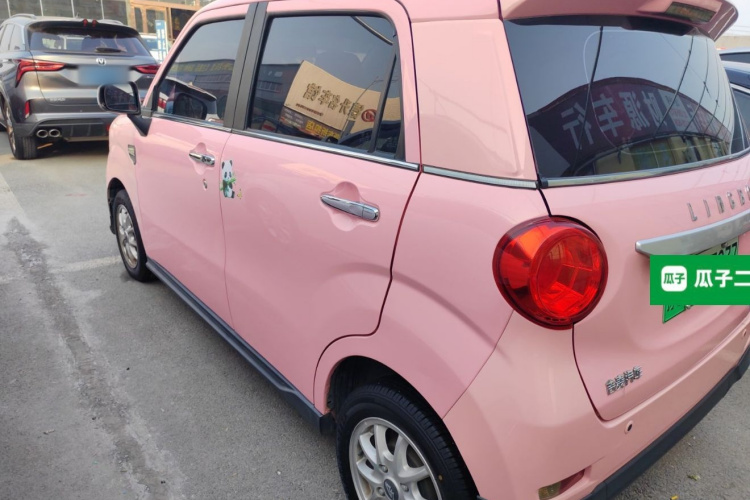 凌宝汽车 凌宝BOX 2021款 粉红世家 舒适版车身外观4