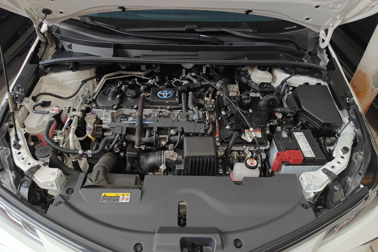 丰田 卡罗拉 2023款 1.8L 智能电混双擎 精英版局部细节24