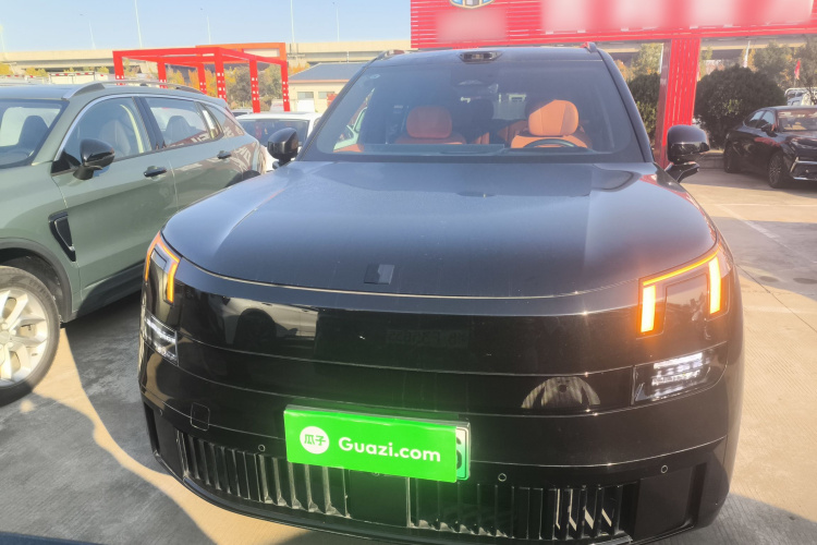 领克900 2025款 1.5T Ultra车身外观2