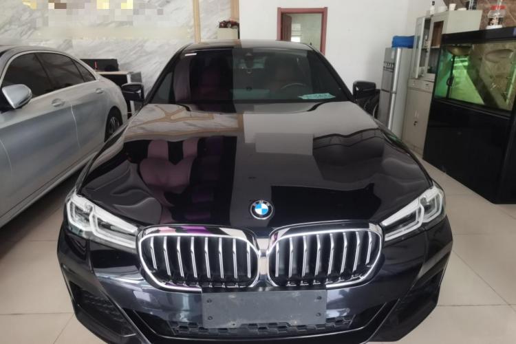 宝马5系 2021款 改款 525Li 豪华套装车身外观6001