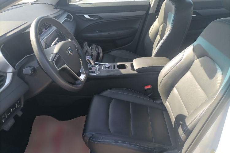 吉利汽车 帝豪新能源 2017款 1.5L PHEV 进取型中控内饰19