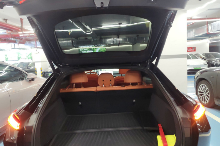 乐道L60 2024款 60kWh 后驱版机舱底盘23