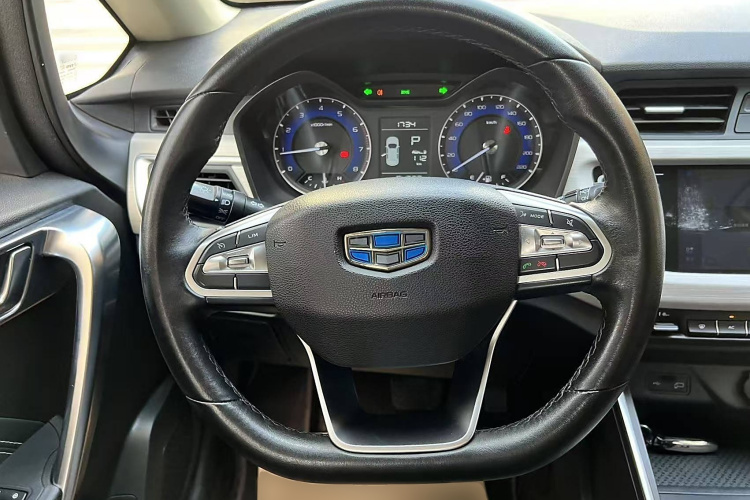 吉利汽车 远景X3 2020款 1.5L CVT尊贵型局部细节13