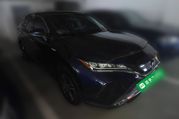 丰田 凌放HARRIER 2022款 双擎 2.5L CVT两驱豪华版车身外观3