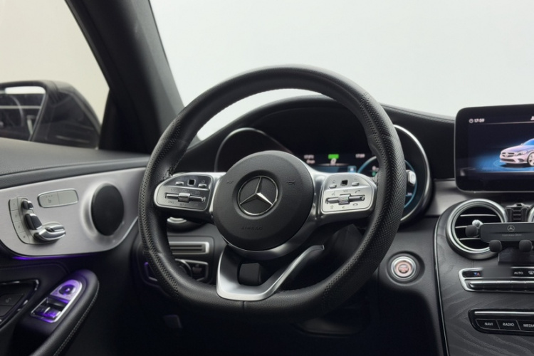 奔驰C级(进口) 2021款 C 260 轿跑车中控内饰7005