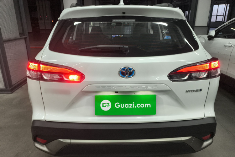 丰田 锋兰达 2023款 2.0L 智能电混双擎 尊贵版车身外观6