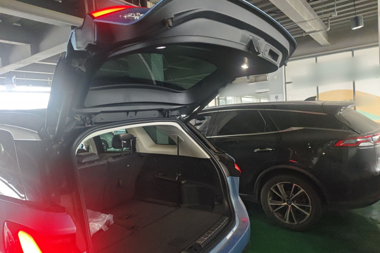 蔚来ES8 2018款 创始版局部细节23