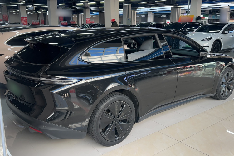 蔚来ET5T 2023款 75kWh Touring车身外观6004