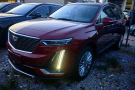 凯迪拉克XT6 2025款 2.0T 六座四驱豪华行政经典版