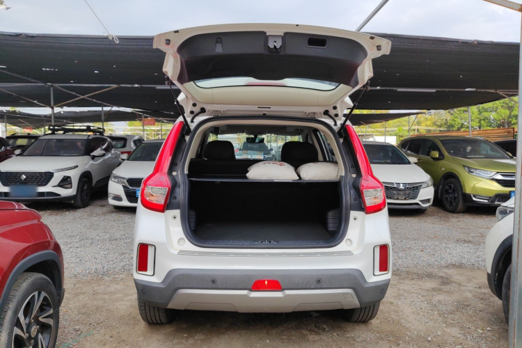 吉利汽车 远景X6 2016款 1.3T CVT豪华型局部细节23