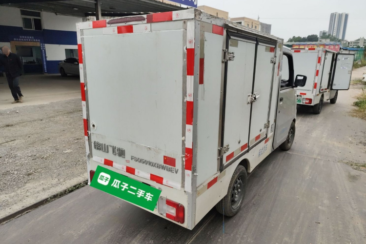 五菱汽车 五菱E10 2023款 舒适型车身外观7