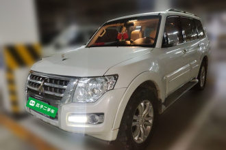 三菱 帕杰罗（平行进口）