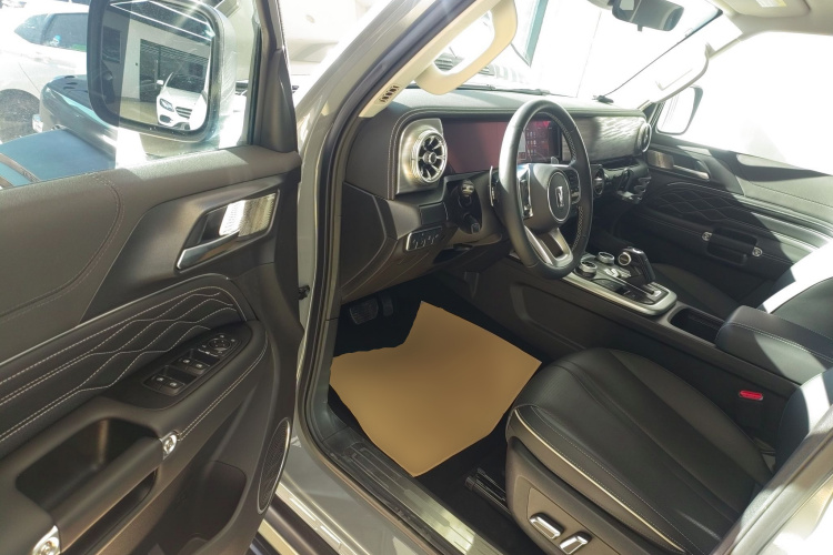 坦克300 2023款 2.0T 铁骑02中控内饰20