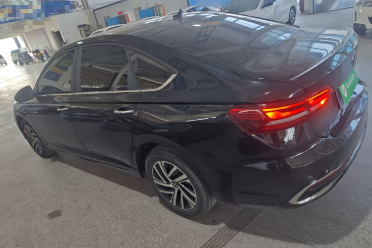 大众 朗逸 2024款 300TSI DSG星空满逸版车身外观4