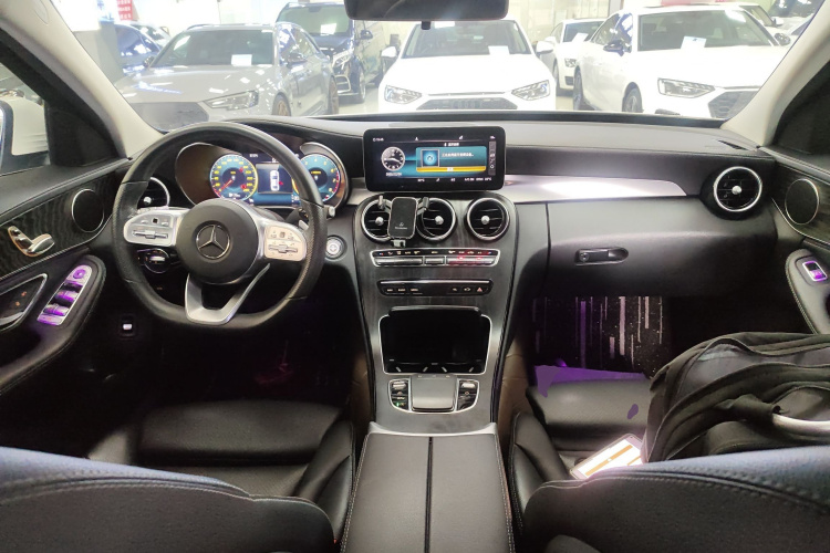 奔驰C级 2020款 改款 C 200 L 时尚型运动版中控内饰12