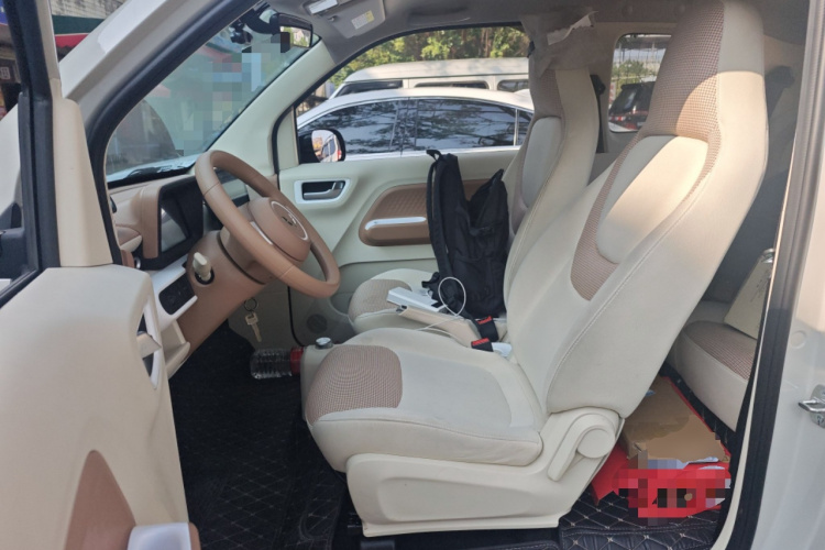 五菱汽车 宏光MINIEV 2024款 第三代 215km 青春版中控内饰19