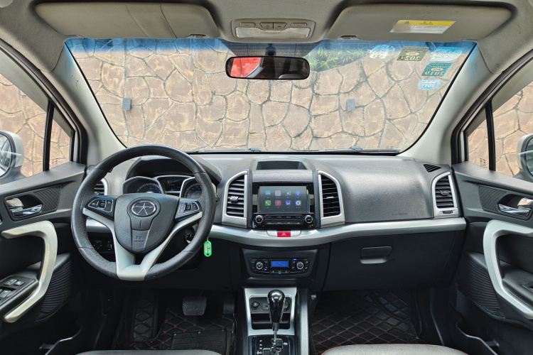 江汽集团 瑞风S3 2016款 1.5L CVT豪华智能尊享版中控内饰7005