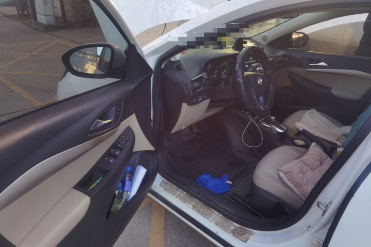 别克 凯越 2020款 15N CVT精英型中控内饰20