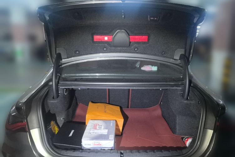 宝马4系 2024款 430i M运动曜夜套装中控内饰23