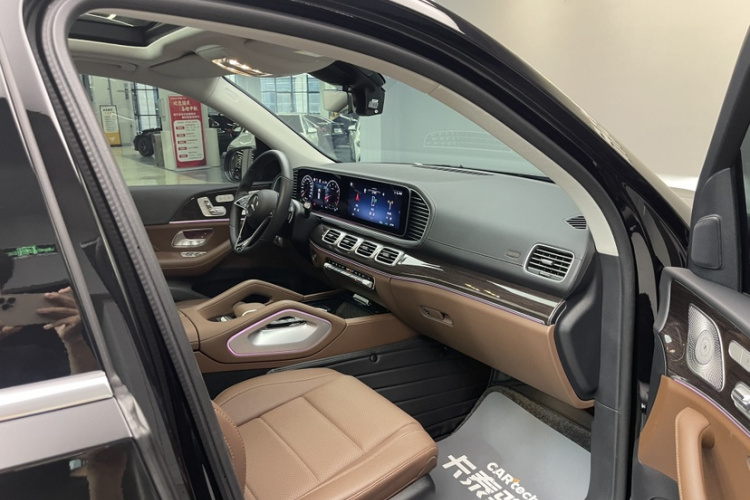 奔驰GLE 2024款 GLE 350 4MATIC 时尚型局部细节22