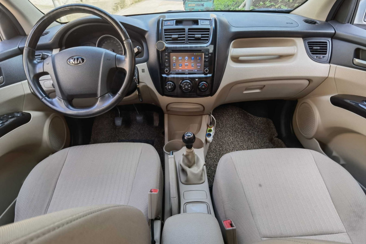 起亚 狮跑 2013款 2.0L 手动两驱版GL局部细节9006