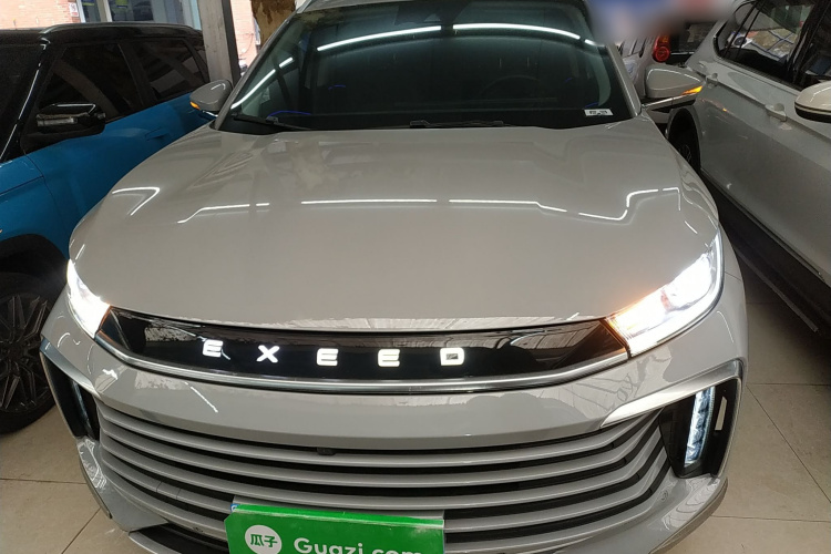 星途凌云 2021款 400T 两驱星睿PRO版车身外观2