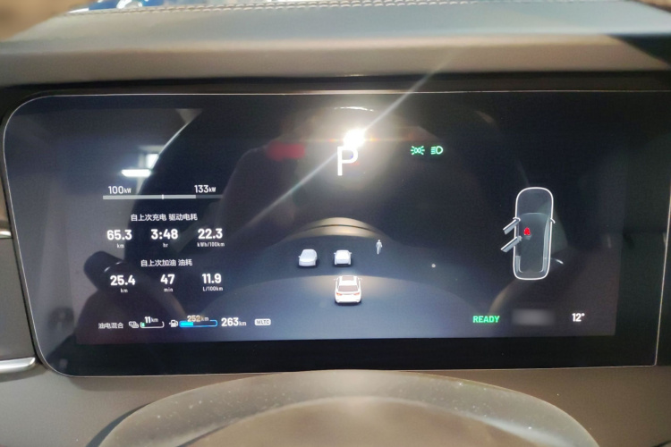 理想汽车 理想ONE 2021款 增程6座版局部细节14