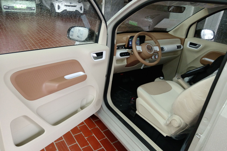 五菱汽车 宏光MINIEV 2024款 第三代 215km 青春版中控内饰20