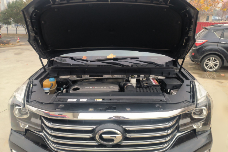 广汽传祺 传祺GS8 2017款  320T 两驱豪华版（七座）机舱底盘24