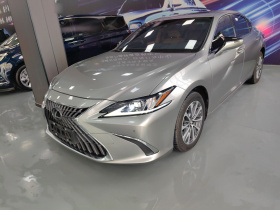 雷克萨斯ES 2022款 200 卓越版