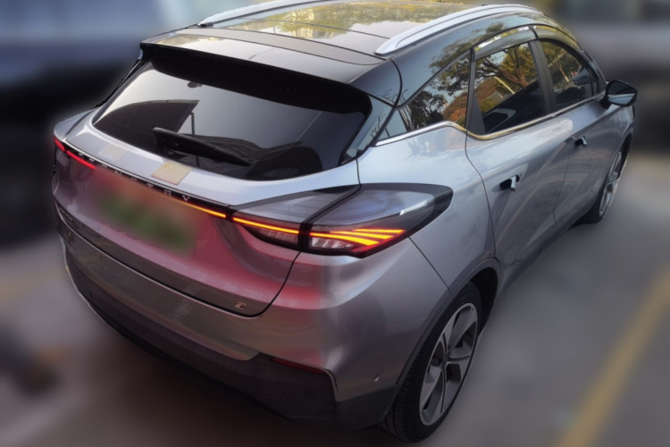 吉利几何C 2020款 甄选续航版 550KM C++ Pro车身外观6005