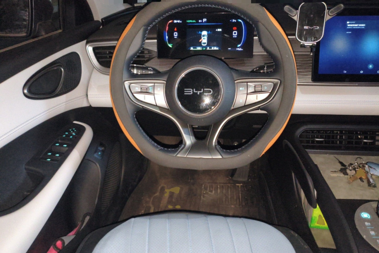 比亚迪 海豹05 DM-i 2025款 DM-i 智驾版 55KM豪华型中控内饰13