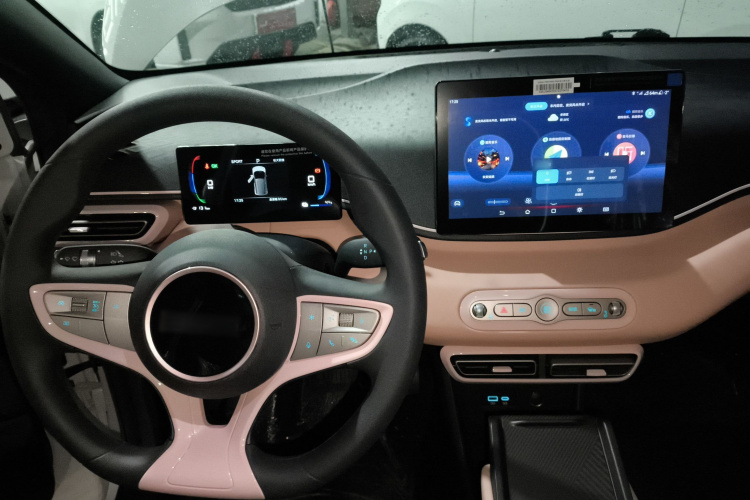 比亚迪 海鸥 2025款 智驾版 305km 活力版中控内饰12