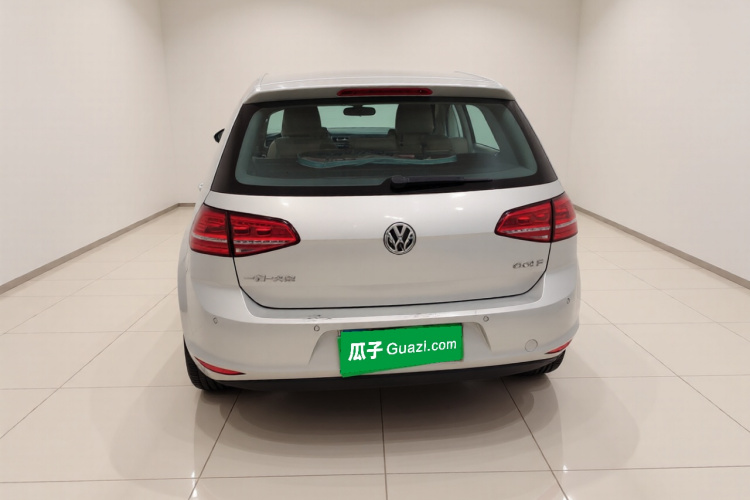 大众 高尔夫 2014款 1.6L 自动舒适型车身外观6