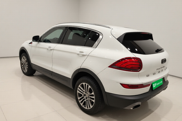 观致5 2018款 改款 1.6T 自动尊贵型车身外观5