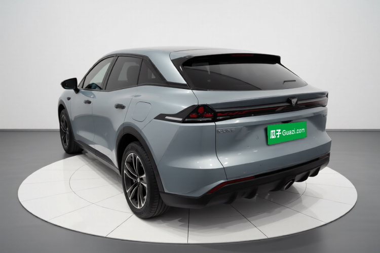 深蓝汽车 深蓝S07 2023款 200Max增程版车身外观5