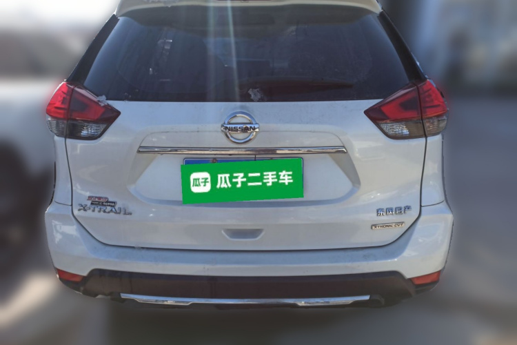 日产 奇骏 2019款 2.0L CVT舒适版 2WD车身外观6