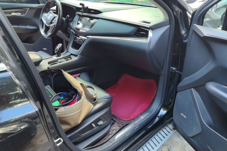 凯迪拉克XT5 2016款 25T 豪华型局部细节9005