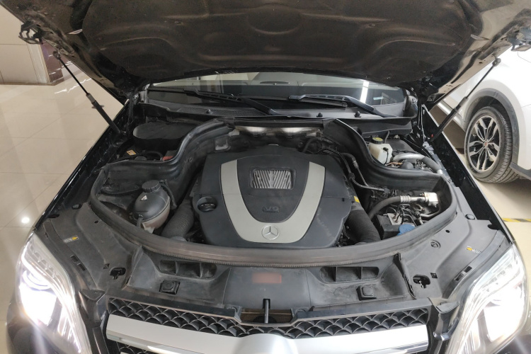 奔驰GLK级 2013款 改款 GLK 300 4MATIC 时尚型局部细节24