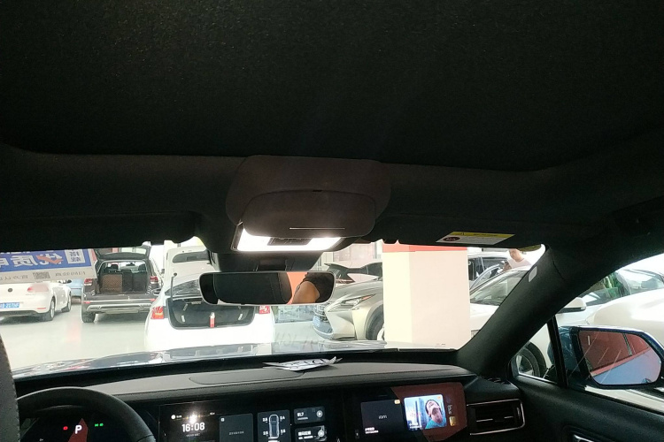 理想汽车 理想ONE 2021款 增程6座版局部细节22