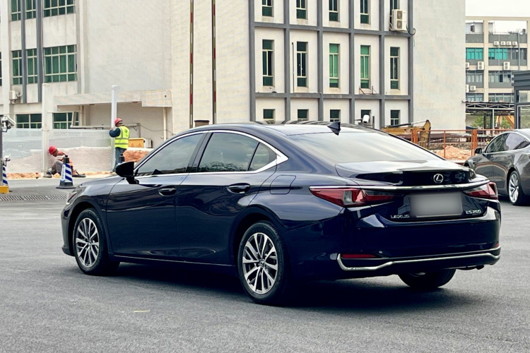 雷克萨斯ES 2023款 260 卓越版车身外观6007