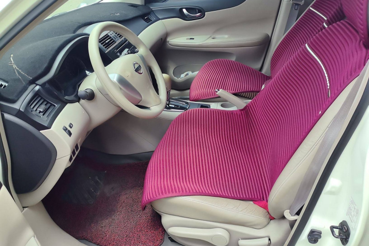 日产 骐达TIIDA 2011款 1.6L CVT智能型局部细节19