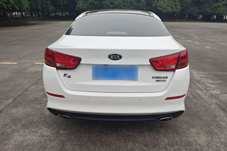 起亚K5 2014款 2.0L 自动LUXURY车身外观6