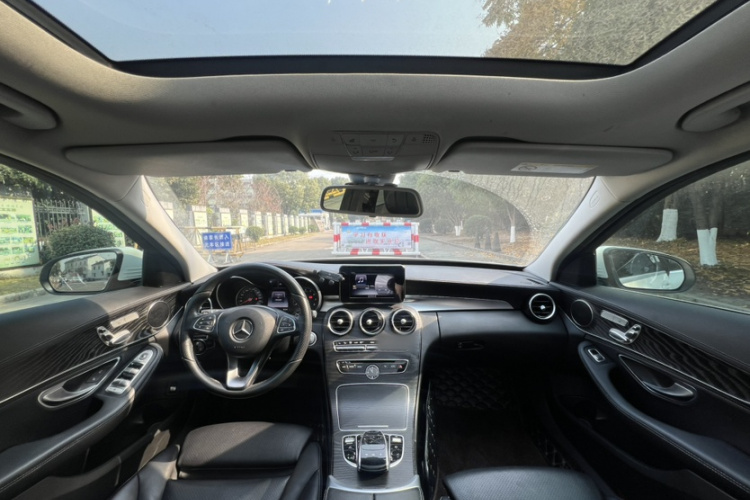 奔驰C级 2017款 C 200 L 运动版中控内饰7005