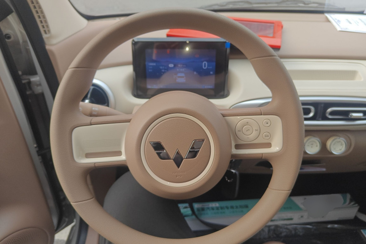 五菱汽车 宏光MINIEV 2025款 四门版 进阶款中控内饰13