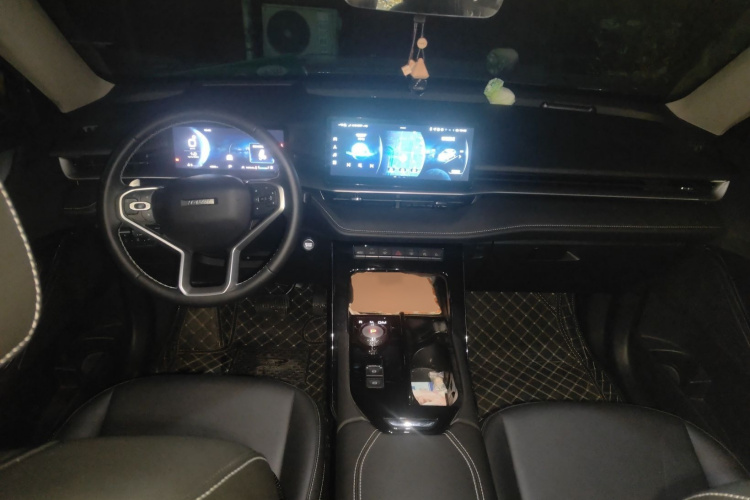 哈弗H6 2022款 第三代 1.5T 自动两驱Max中控内饰7002
